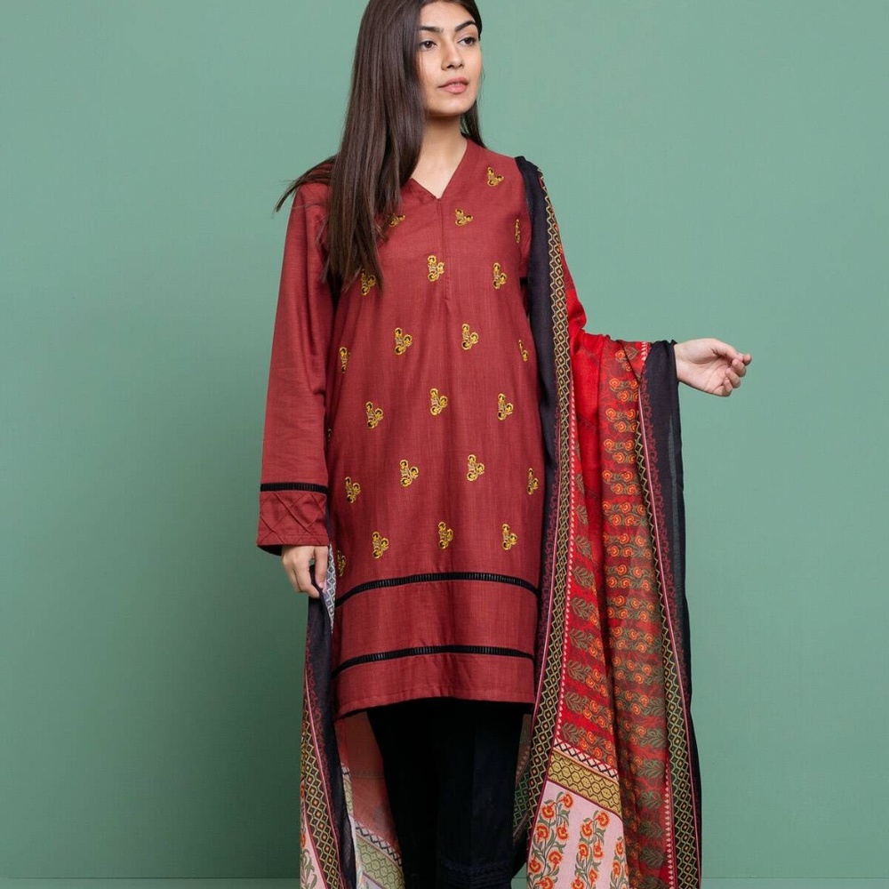 Beech Tree- Embroidered Shirt With Shawl